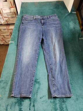 Chicos Jeans Size 1.5 US Size 10 Womens Blue Mid Rise So Slim Girlfriend Ankle